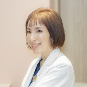 医療法人優桜会 千里中央りょうこスキンクリニック 美容・形成外科 西林 涼子(にしばやし りょうこ)先生